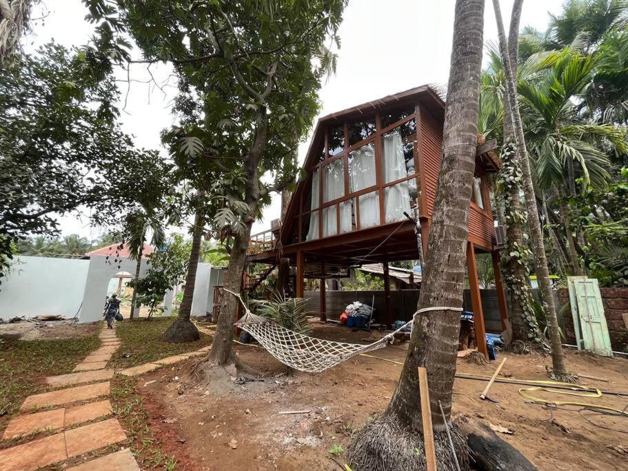 Вилла Mangifera Treehouse-Elixir Beach Farm-Jacuzzi-Cozy Алибаг Экстерьер фото